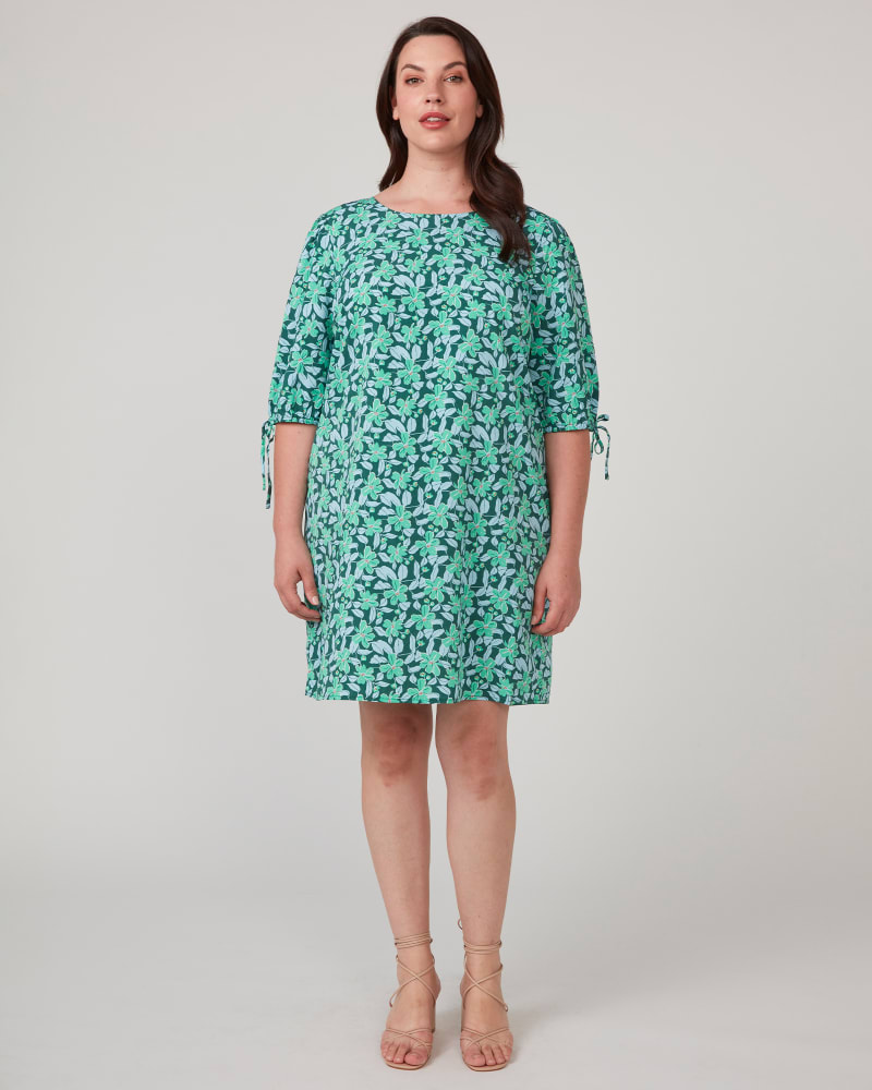 Front of a model wearing a size 20W Short Sleeve Dress in Green/Teal by Estelle. | dia_product_style_image_id:344445